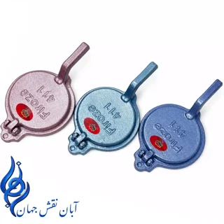 همبرگر زن رنگی